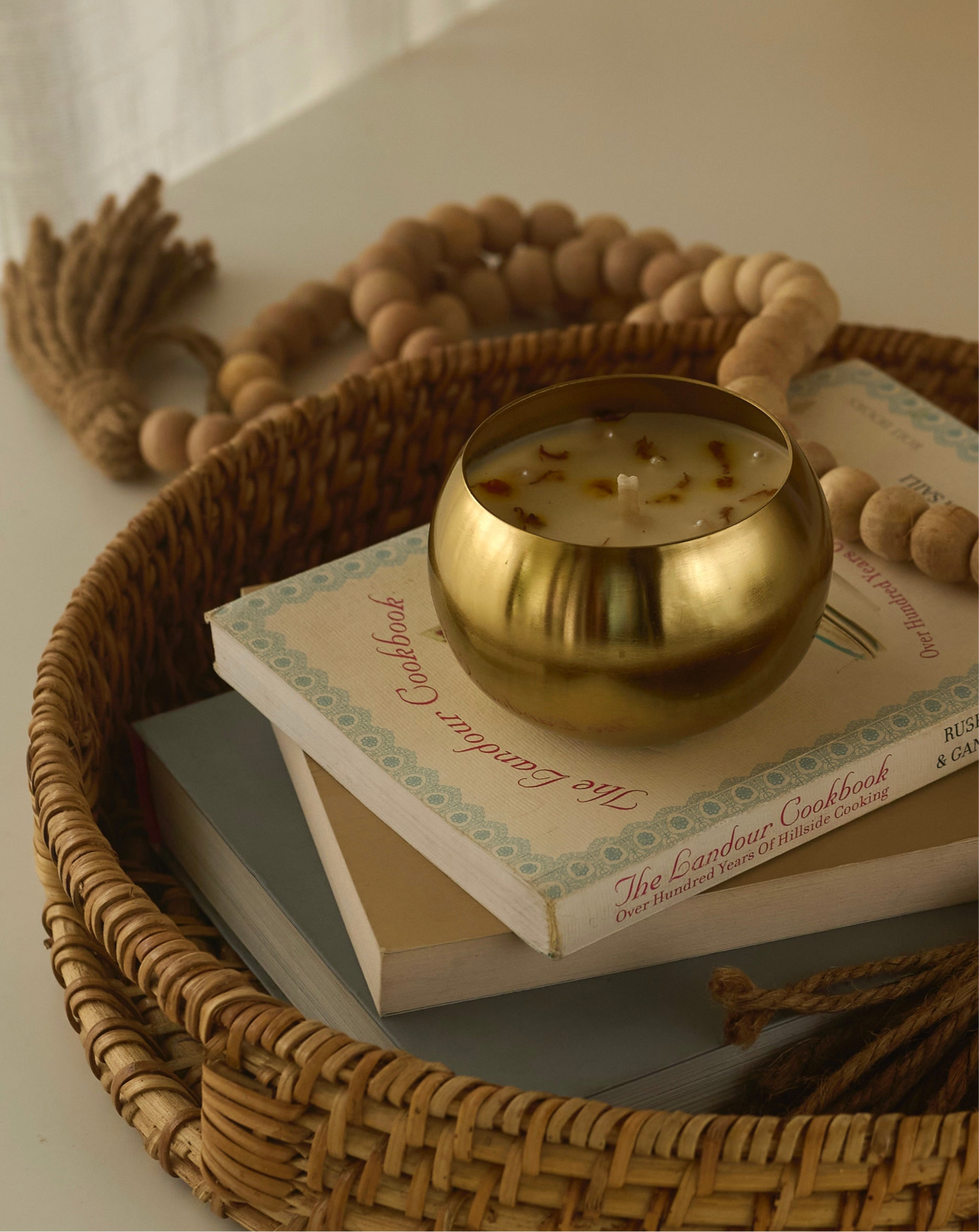 Aruna Candle