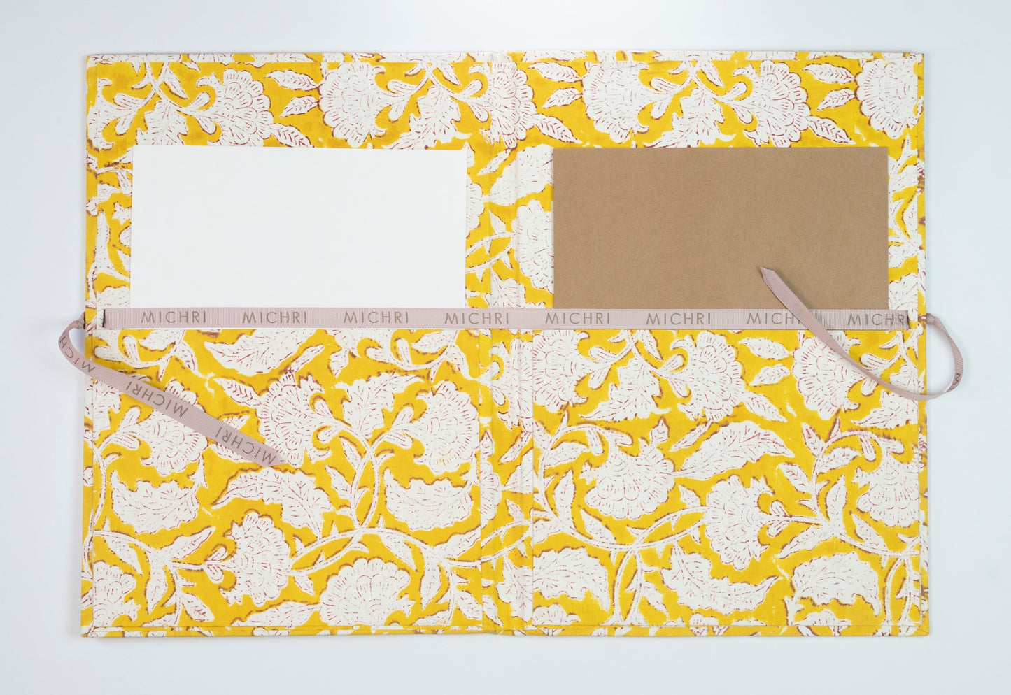 Amaltas Folder