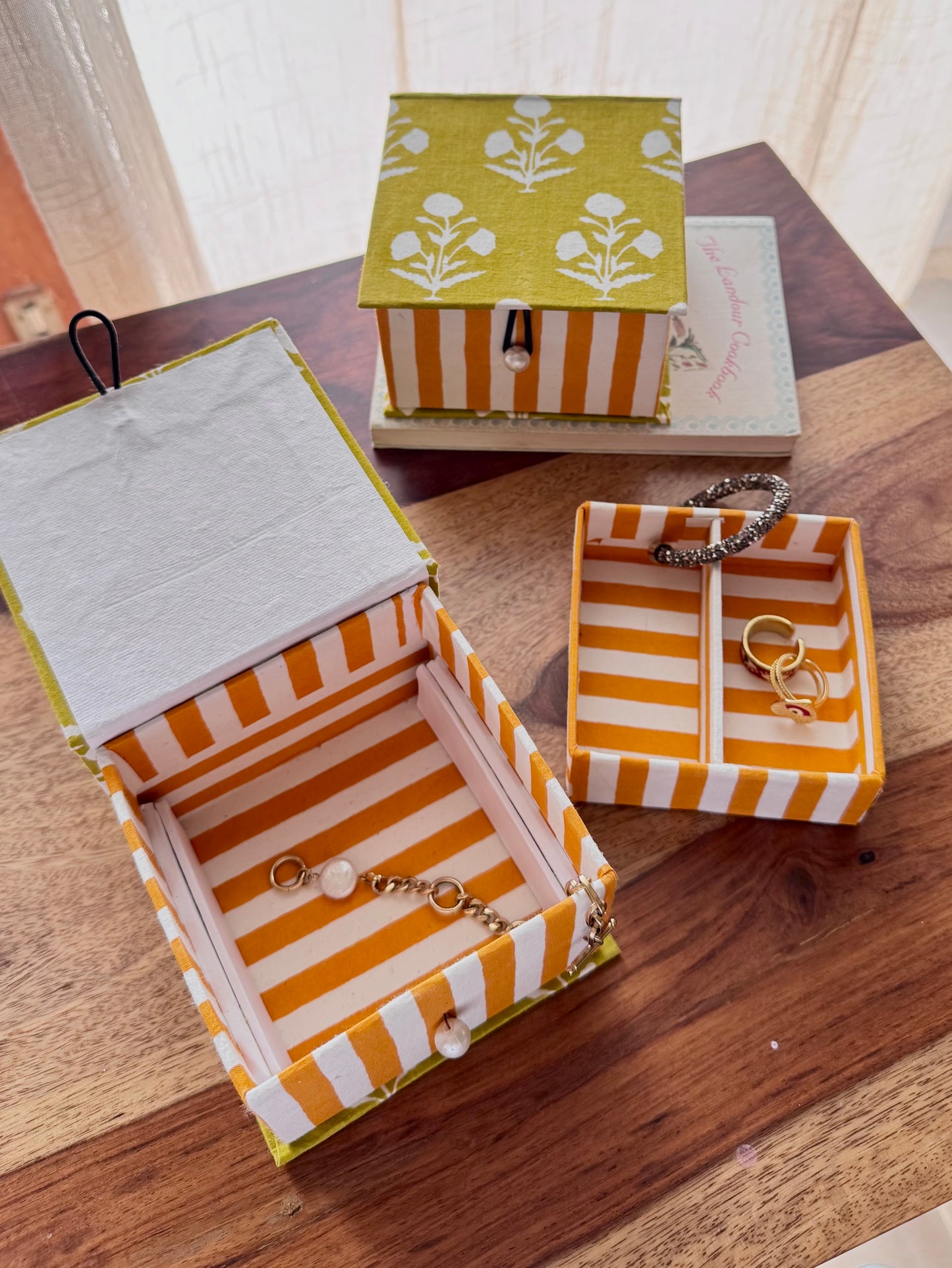 Saaj Jewellery Box