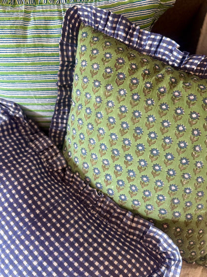 Bela Cushion