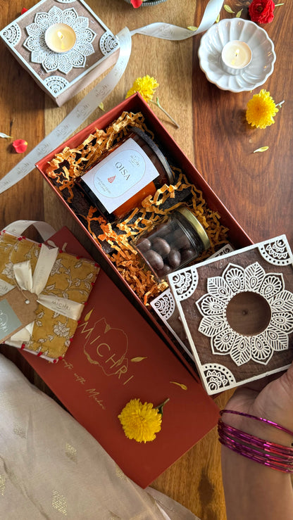 Ananda Gift Box