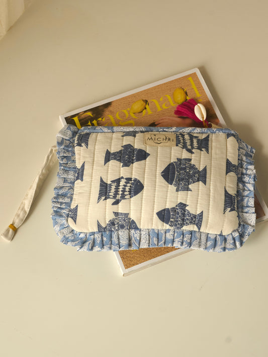Neeré Frill Pouch