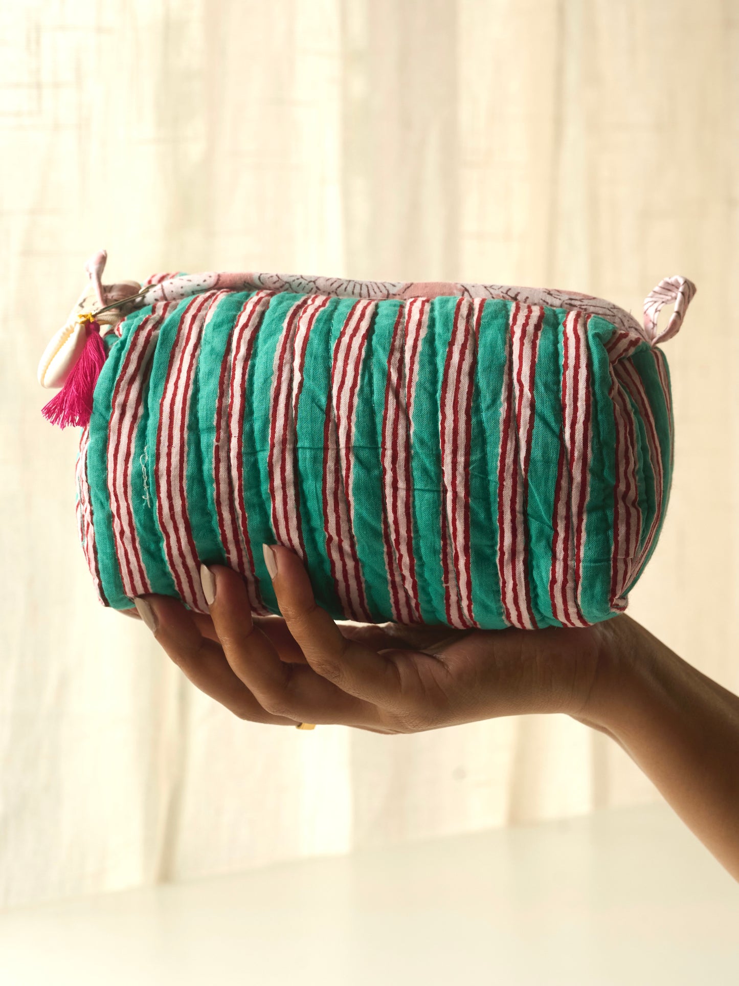 Mora Pouch
