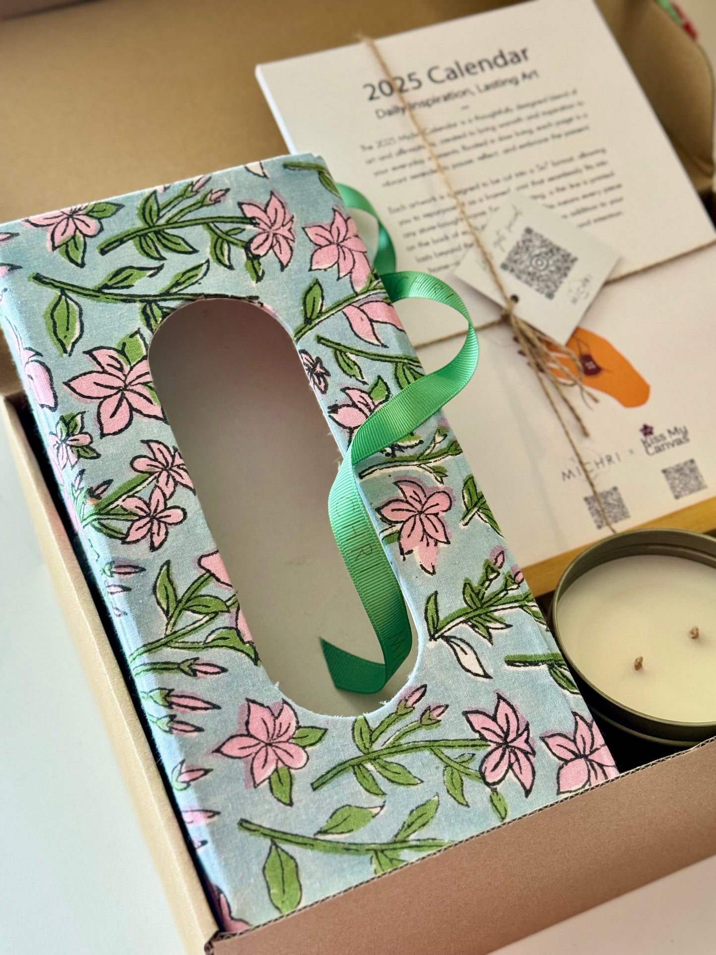 Noor Gift Box