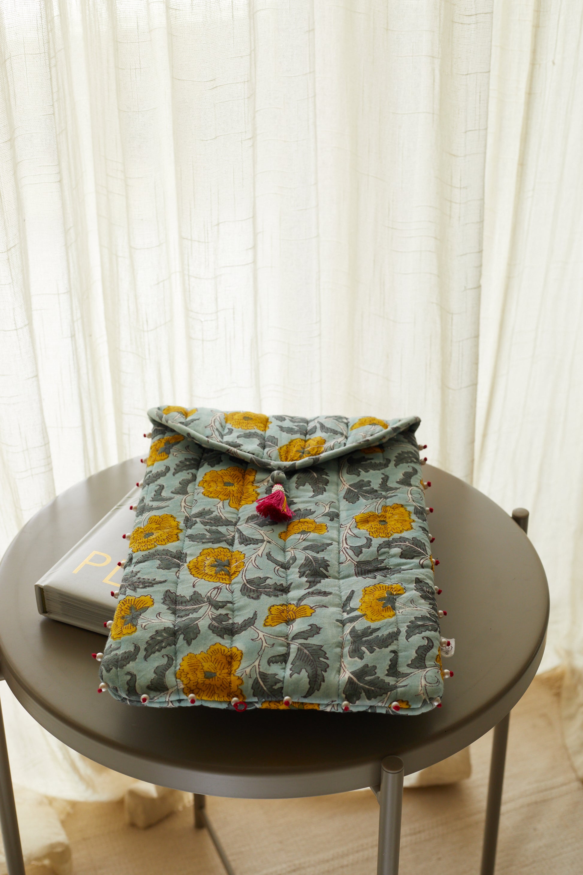 Phool Laptop Sleeve 3