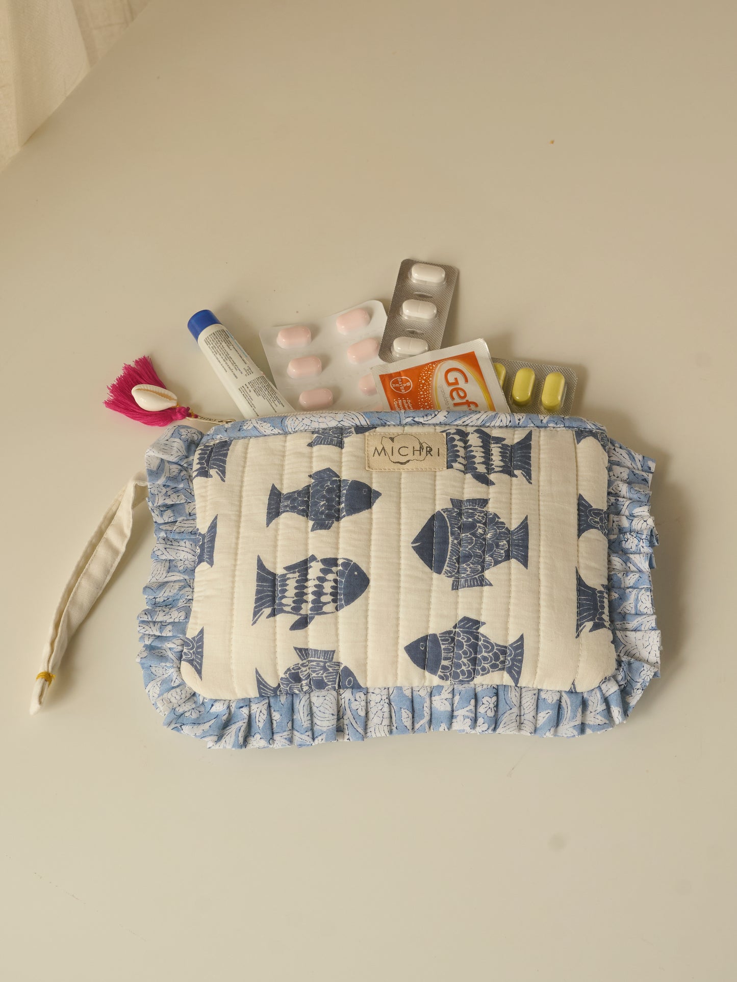Neeré Frill Pouch