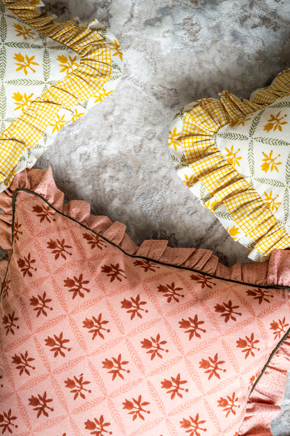 Buna Frill Cushion
