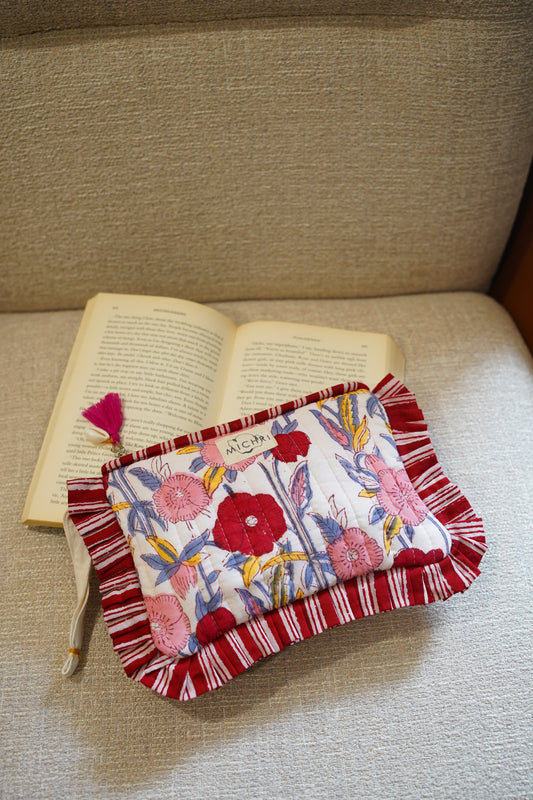Kosa Frill Pouch