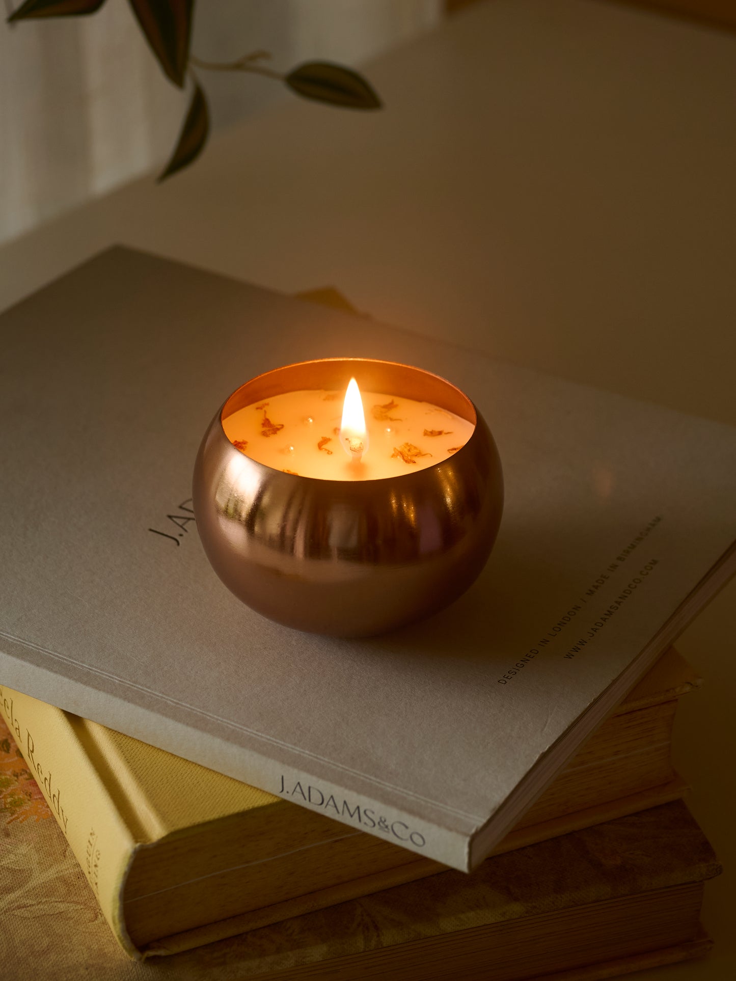 Aruna Candle
