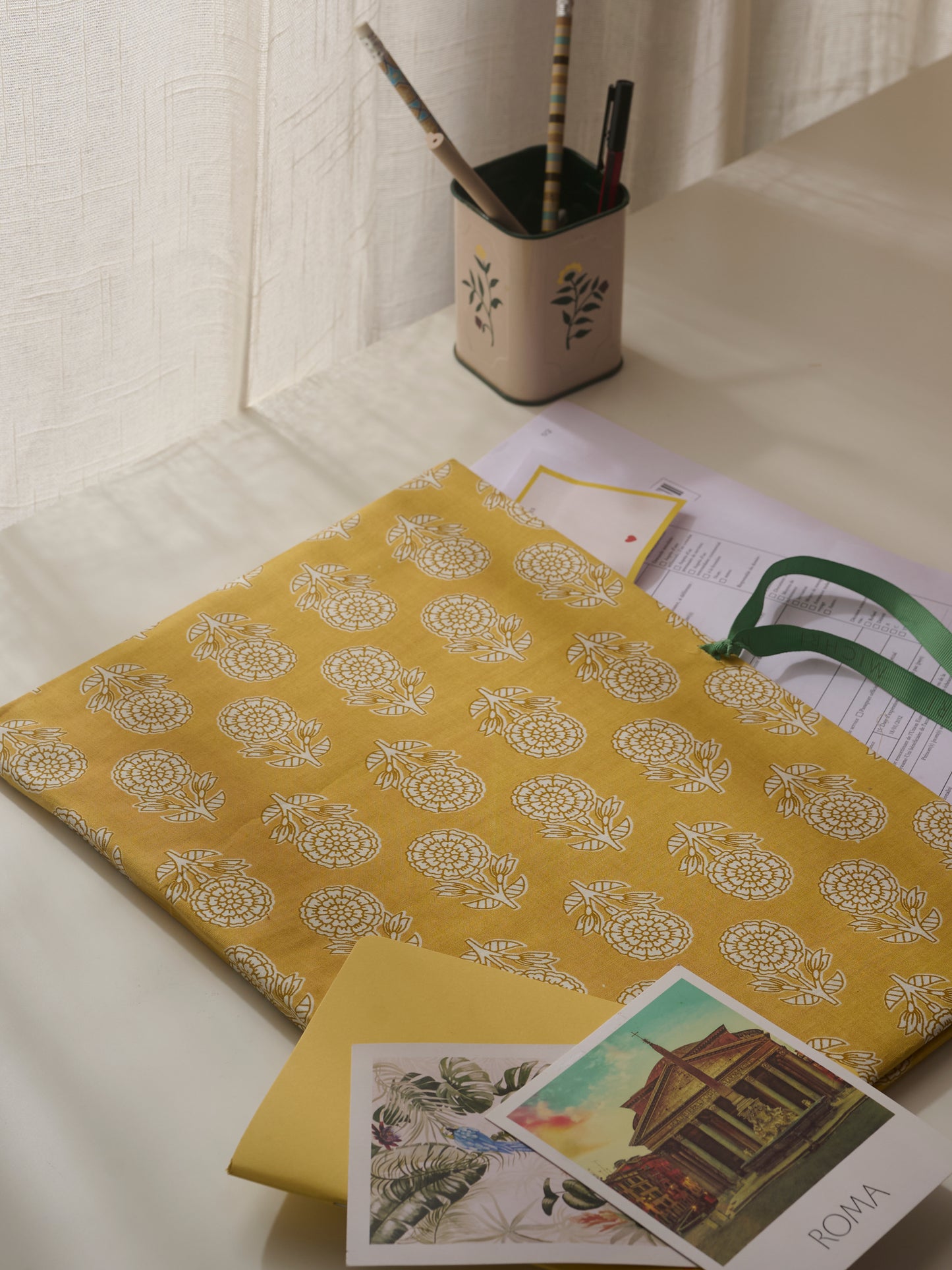 Marigold Folder