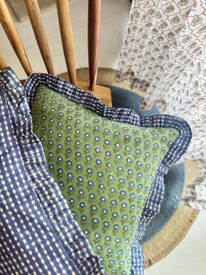 Bela Cushion