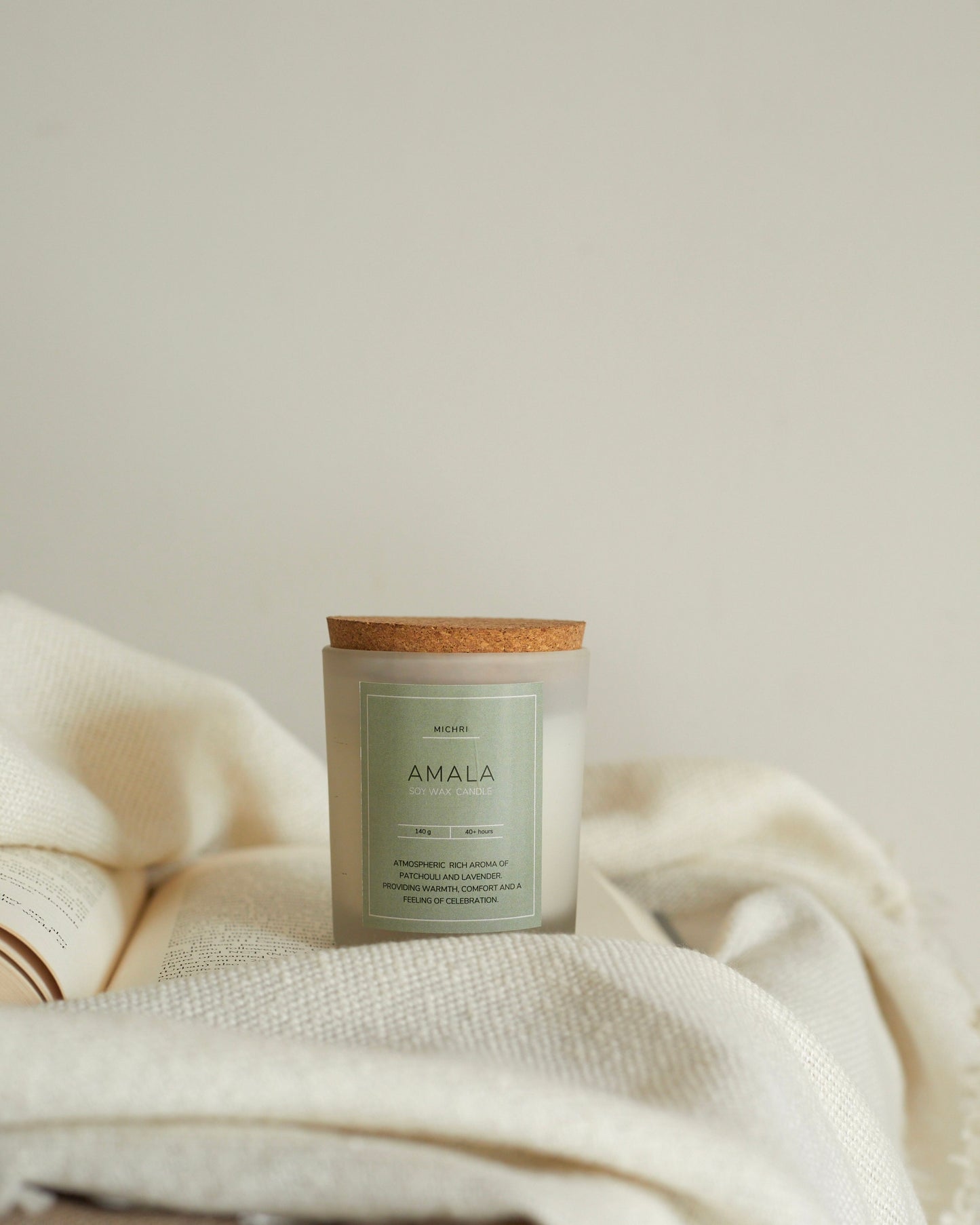 Amala soy wax candle - patchouli and lavender