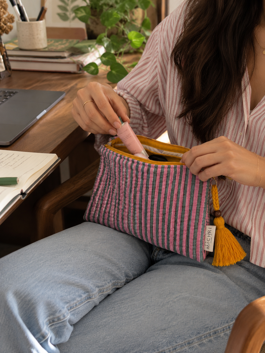Tahi Flat Quilted Pouch