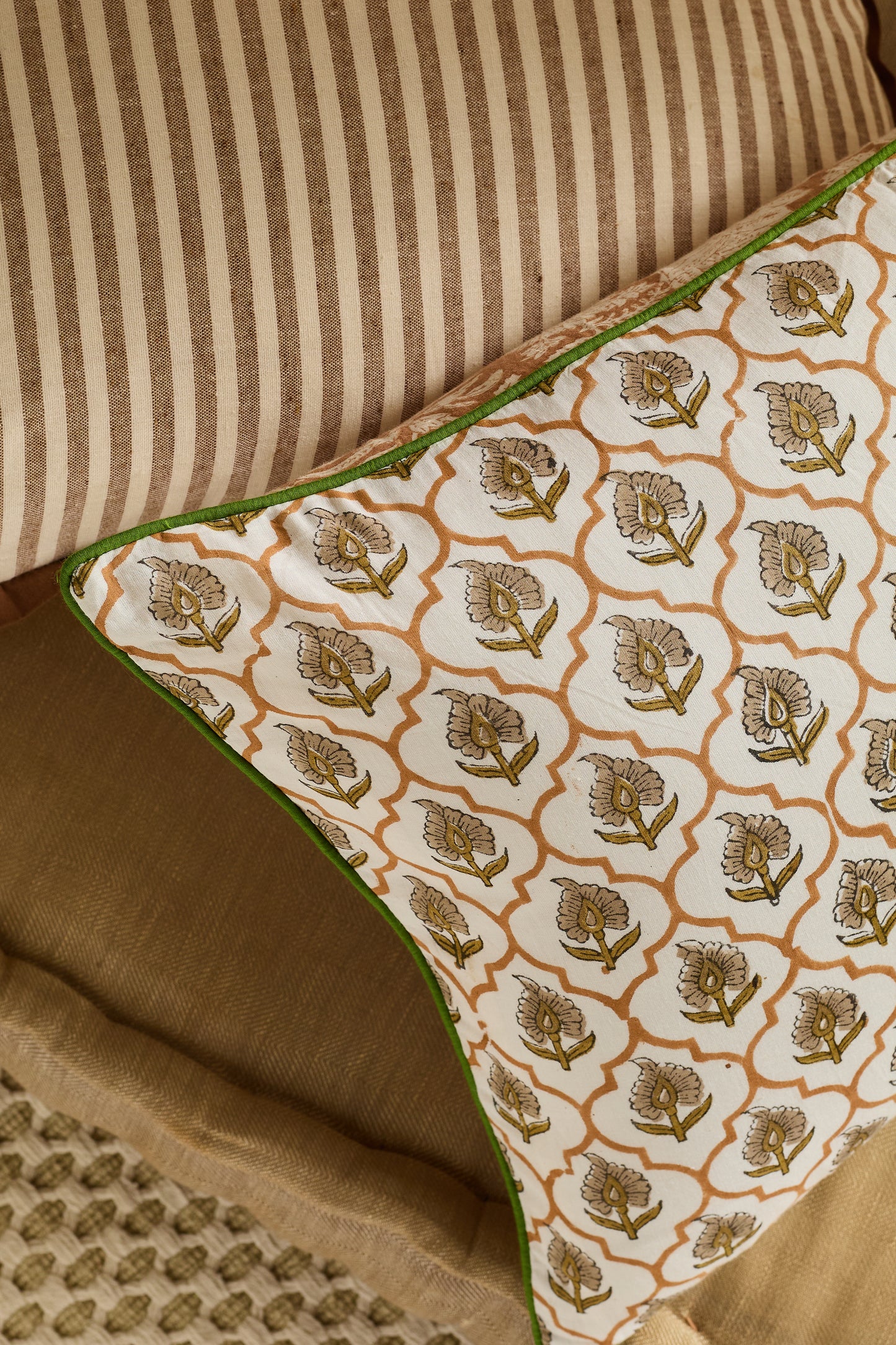 Kesar Cushion