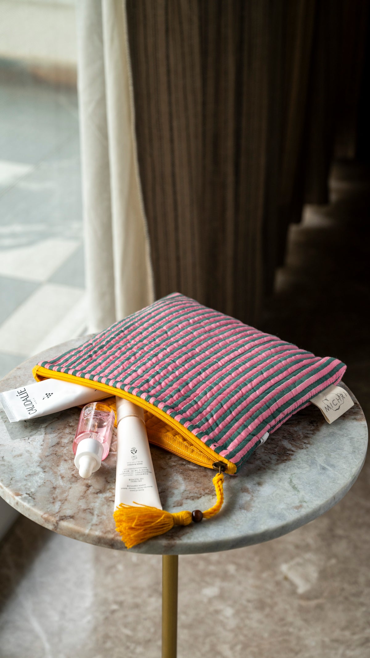 Tahi Flat Quilted Pouch